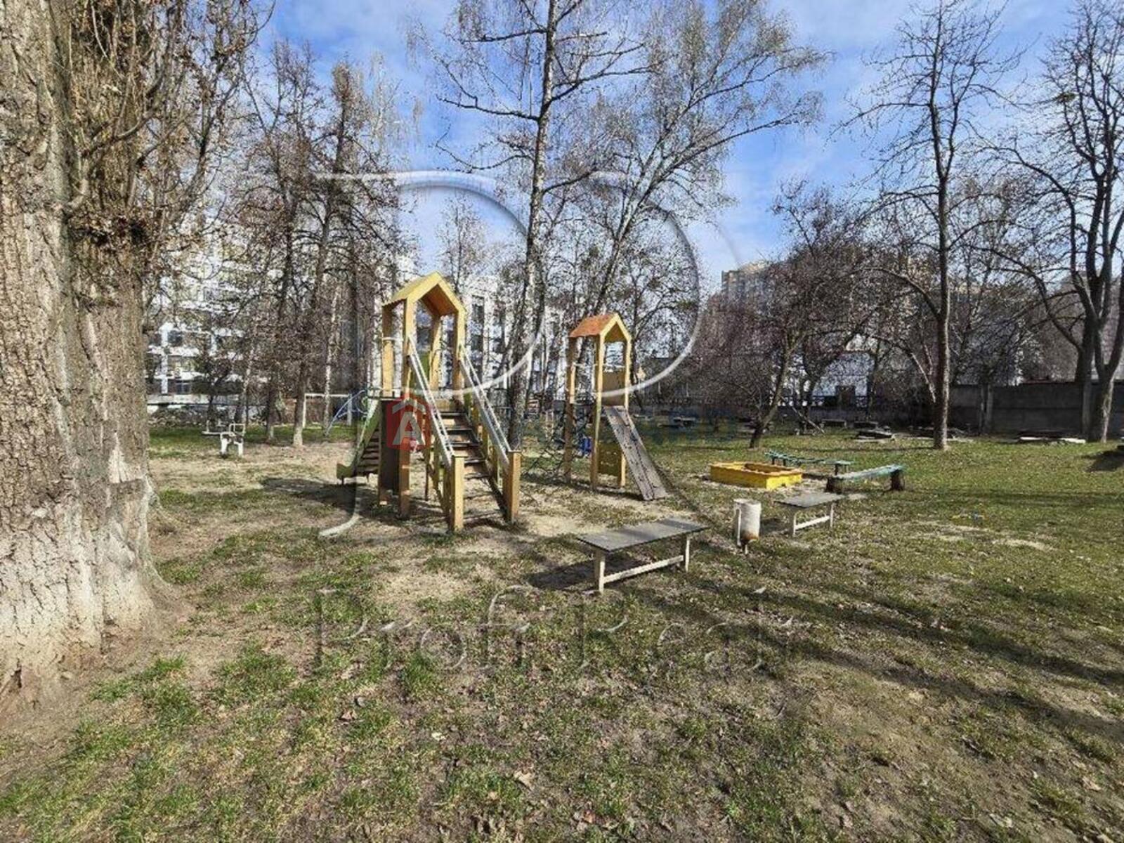 1 ��. ��������, 33/-/6 ��. �., 2/5 ������ ���� 15