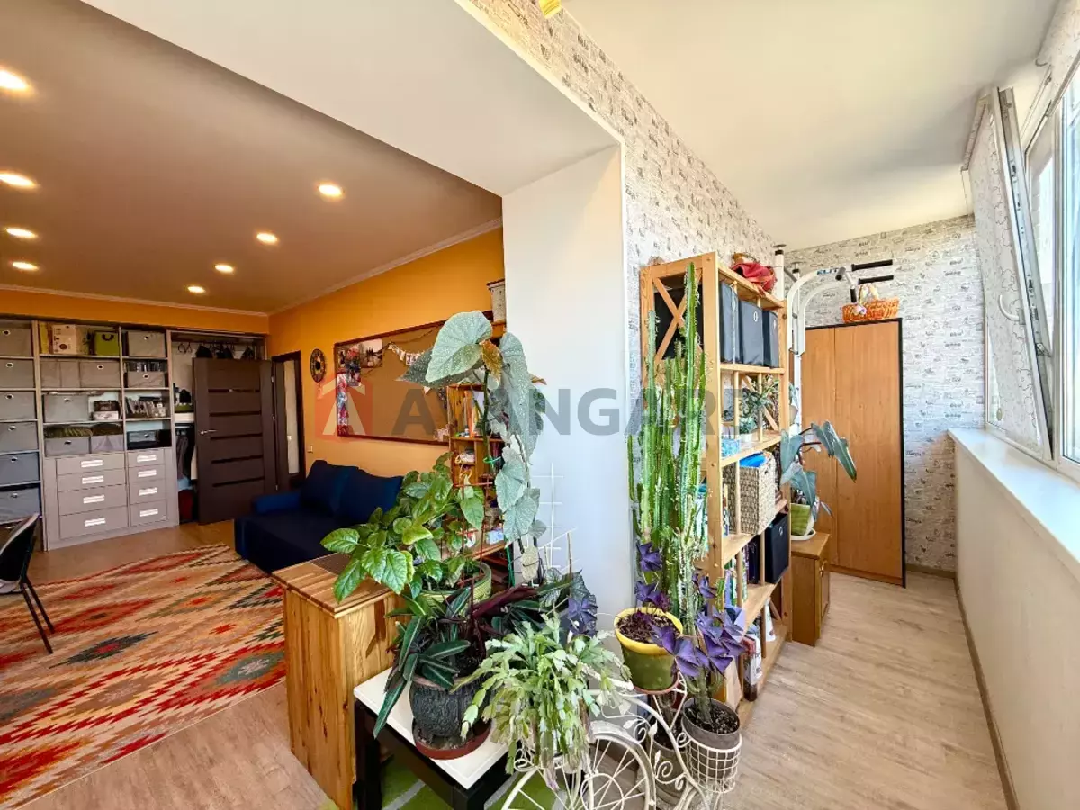 4 ��. ��������, 168/105/13 ��. �., 7/10 ������ ���� 21