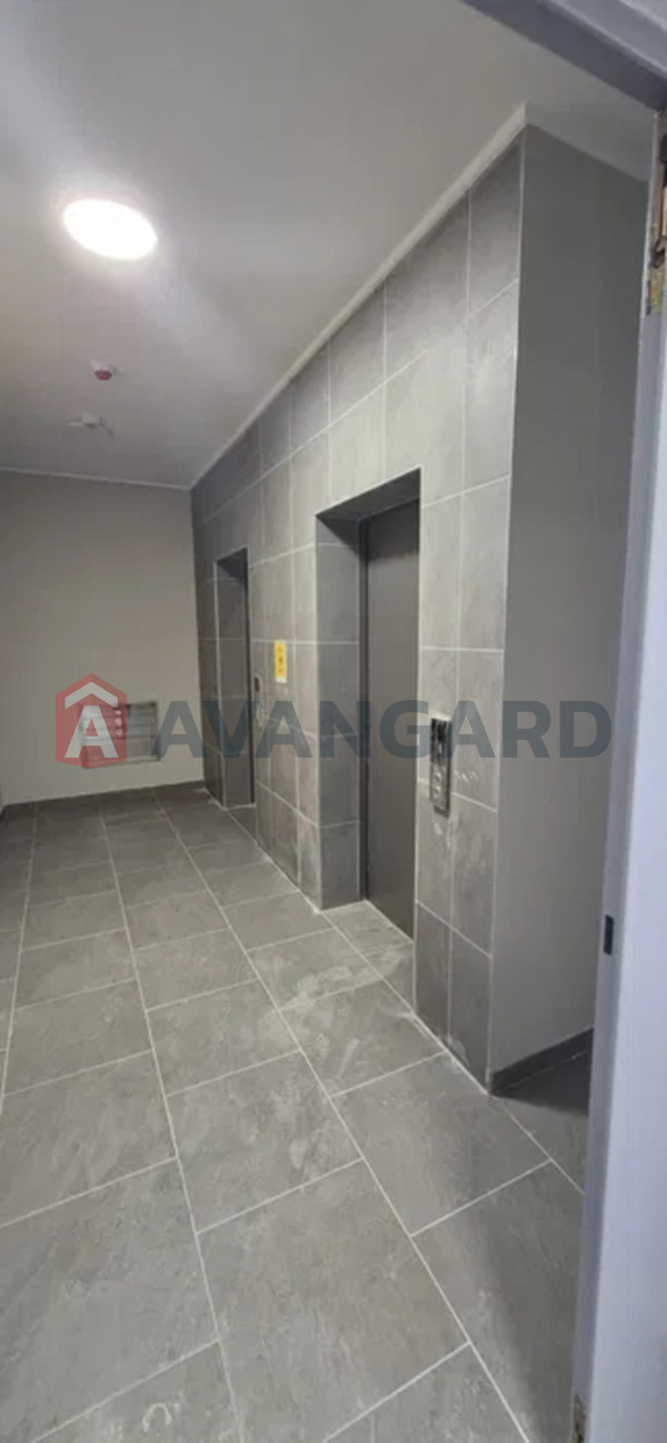 1 ��. ��������, 30/15/10 ��. �., 19/24 ������ ���� 10