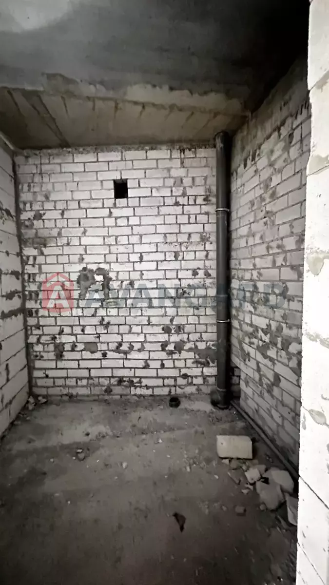 2 ����. ��������, 48/18/17 ��. �., 3/9 ���� ���� 10