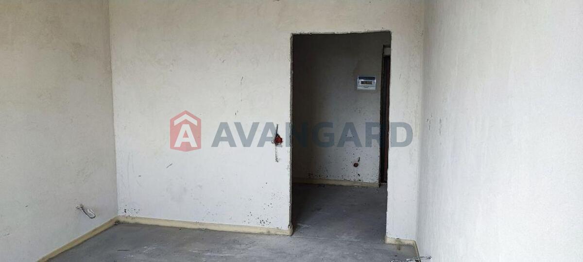 3 ��. ��������, 78/37/11 ��. �., 10/10 ������ ���� 2