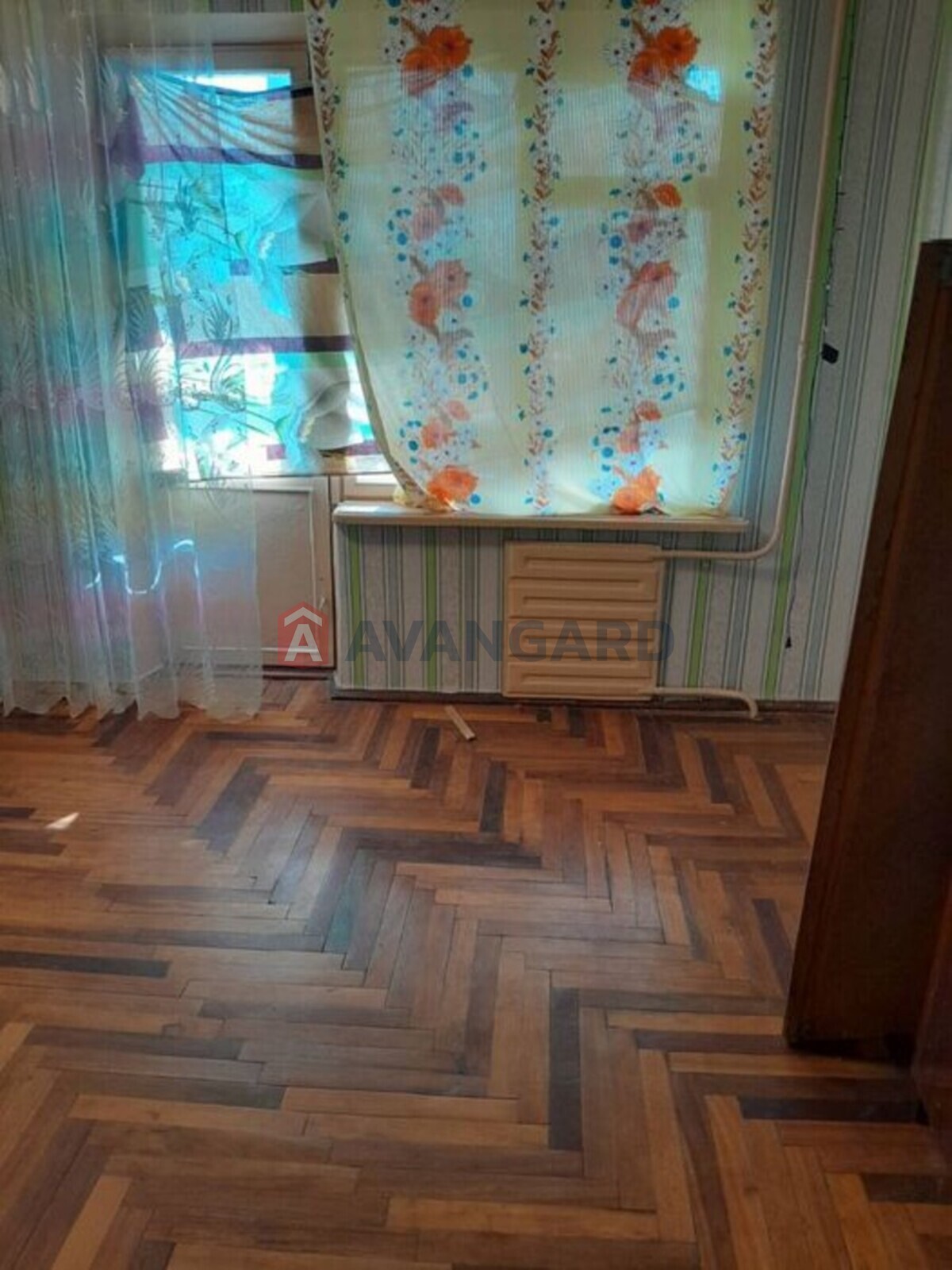 2 . , 51/-/7 . ., 8/9   5