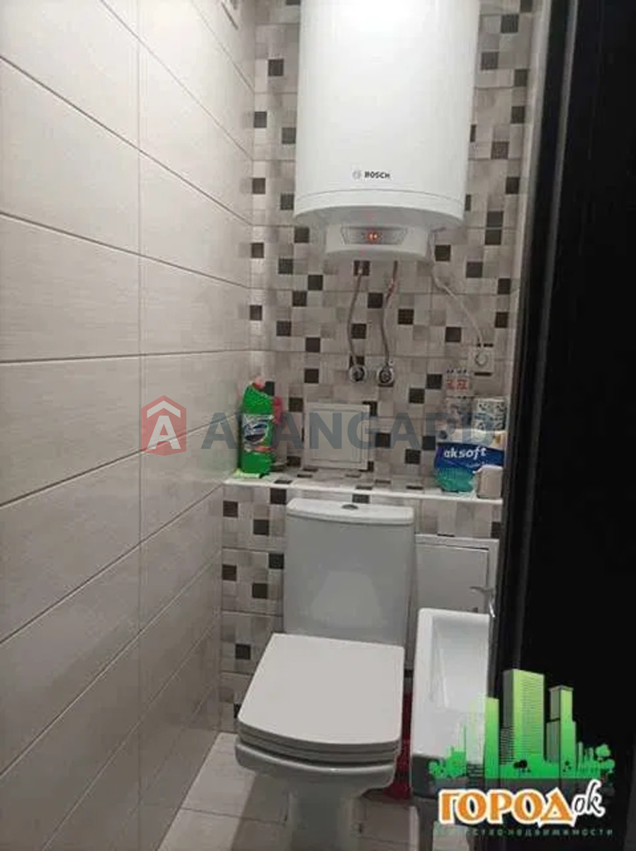 3 ��. ��������, 85/-/10 ��. �., 4/9 ������ ���� 6