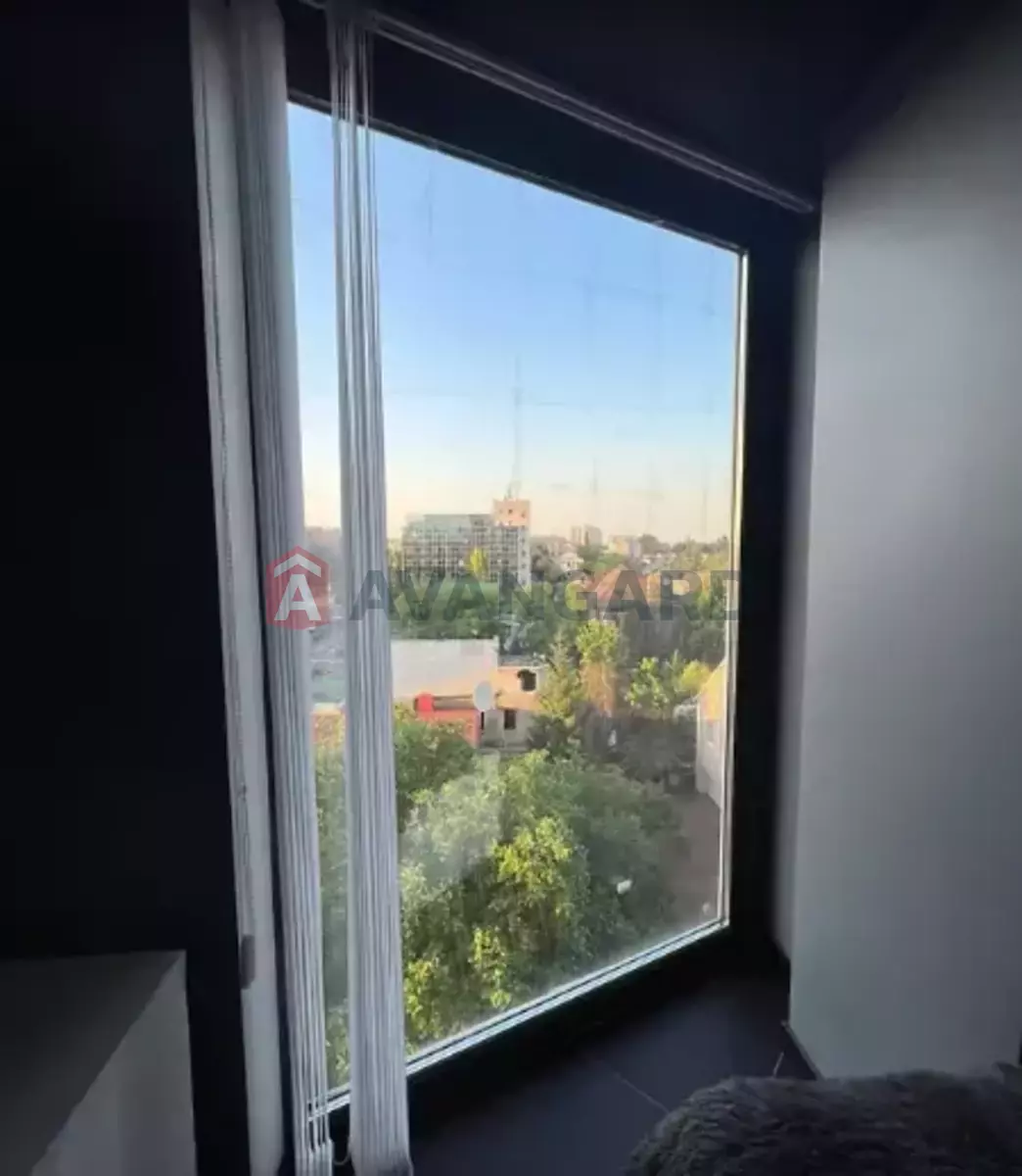 2 ��. ��������, 95/-/60 ��. �., 6/13 ������ ���� 22