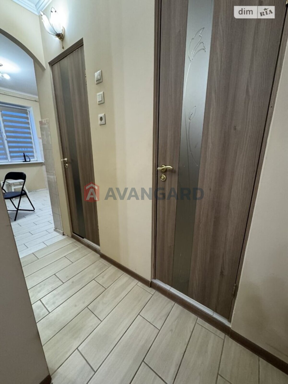 2 ����. ��������, 54/-/- ��. �., 7/9 ���� ���� 8