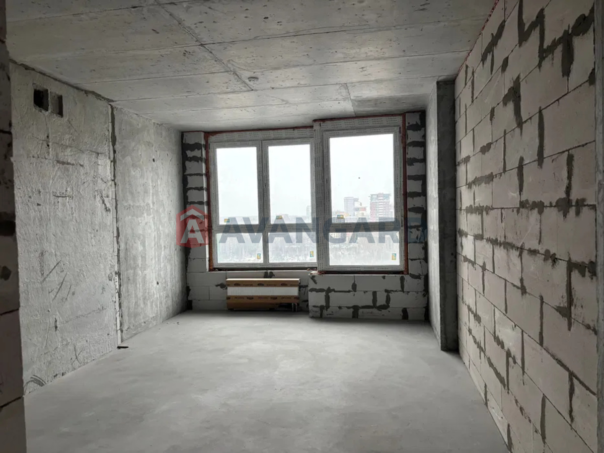 1 ��. ��������, 52/-/18 ��. �., 15/23 ������ ���� 3