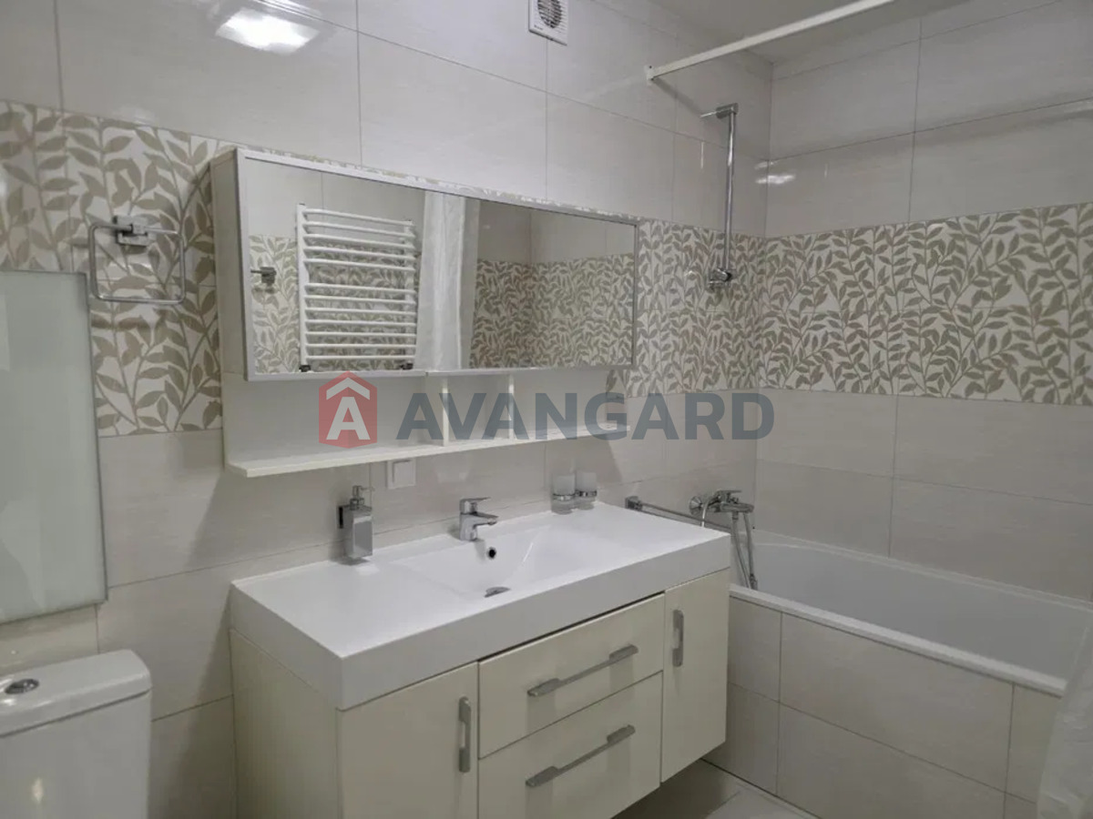 2 ��. ��������, 70/-/15 ��. �., 8/10 ������ ���� 7