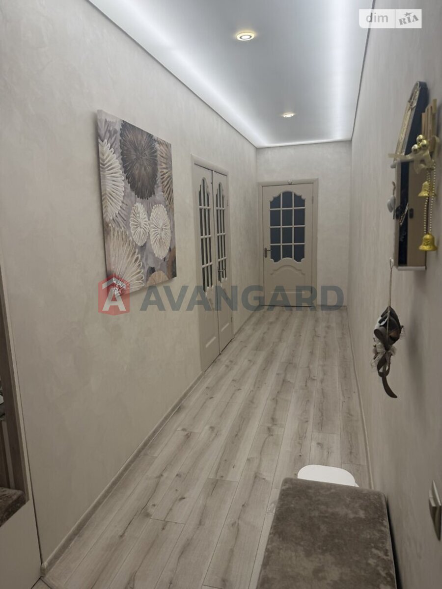 2 ��. ��������, 74/-/14 ��. �., 5/6 ������ ���� 9