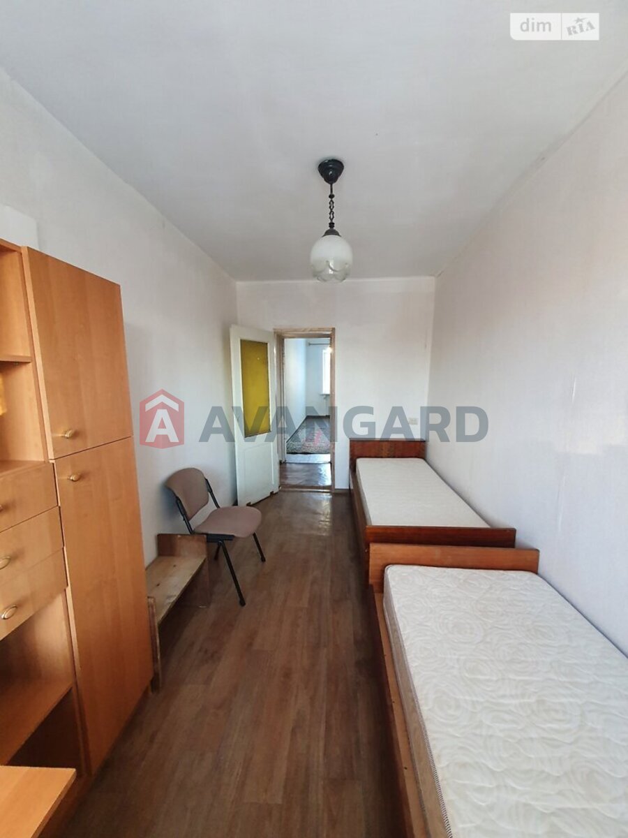 3 ��. ��������, 55/40/5 ��. �., 3/5 ������ ���� 13