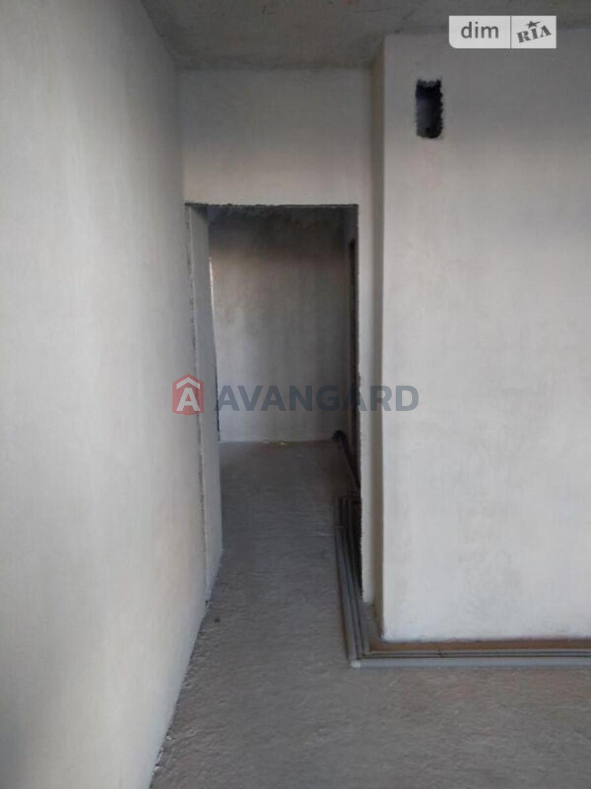 2 ��. ��������, 77/34/10 ��. �., 4/8 ������ ���� 14