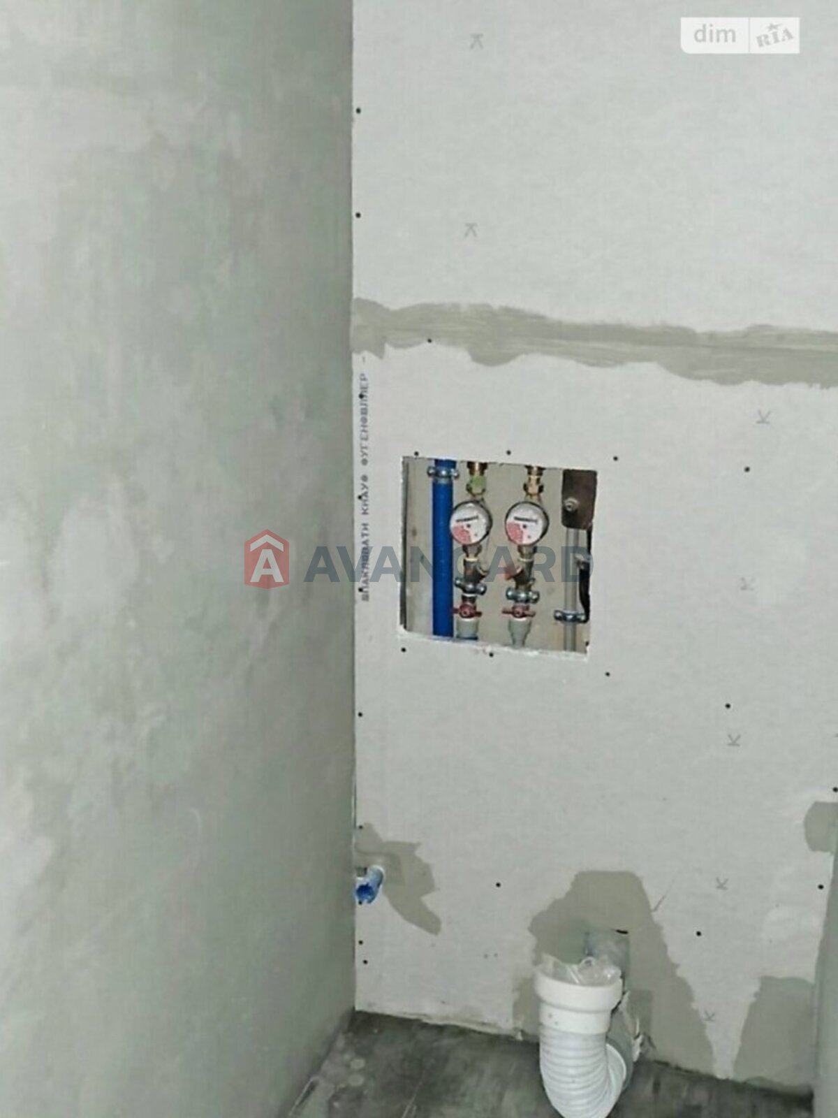 3 ��. ��������, 70/38/7 ��. �., 5/9 ������ ���� 3