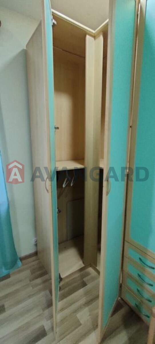 3 ����. ��������, 76/-/12 ��. �., 3/5 ���� ���� 10