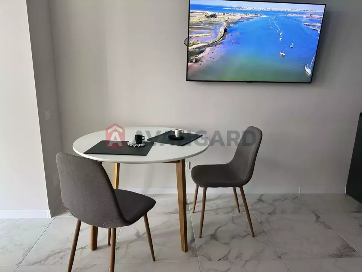 1 ��. ��������, 40/-/20 ��. �., 10/13 ������ ���� 1