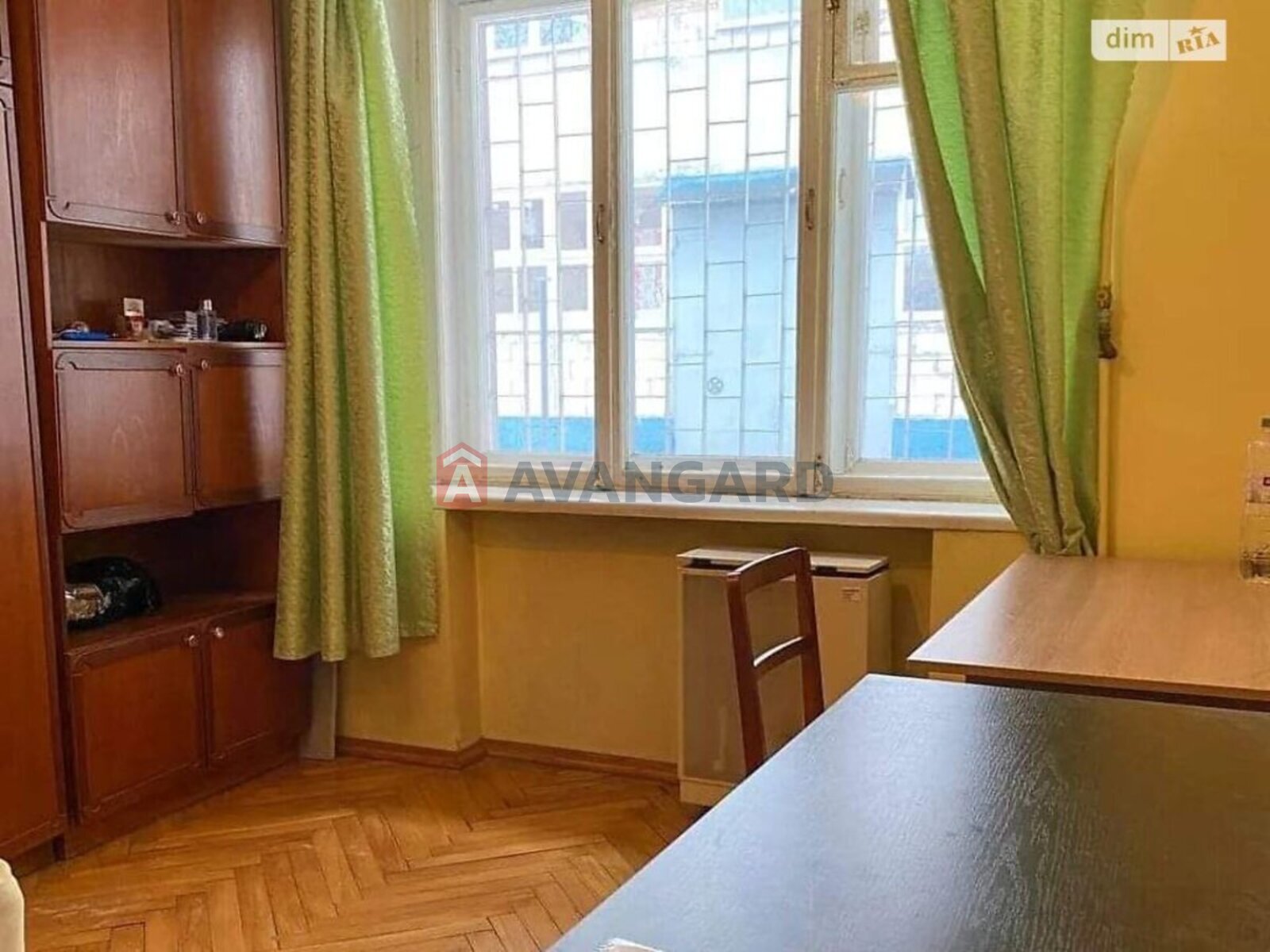 2 ��. ��������, 51/-/- ��. �., 1/3 ������ ���� 6