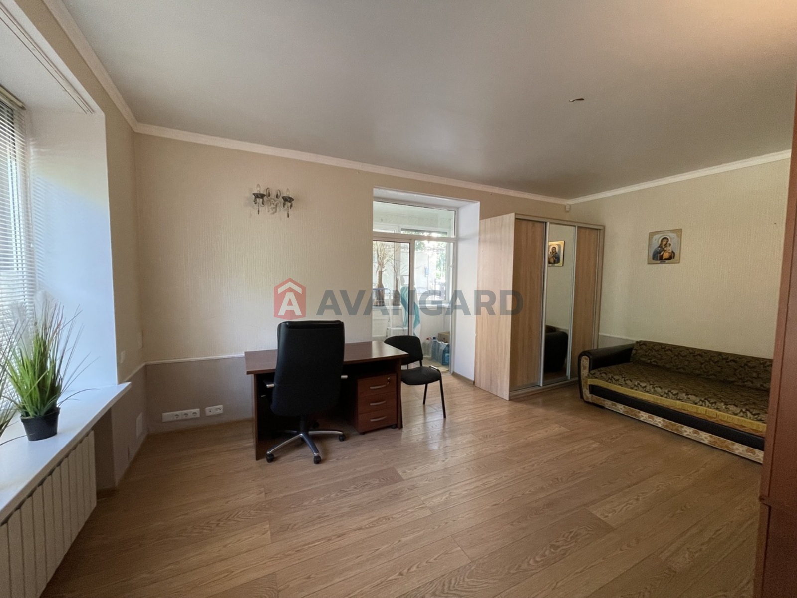 1 ����. ��������, 31/18/5 ��. �., 1/5 ���� ���� 3