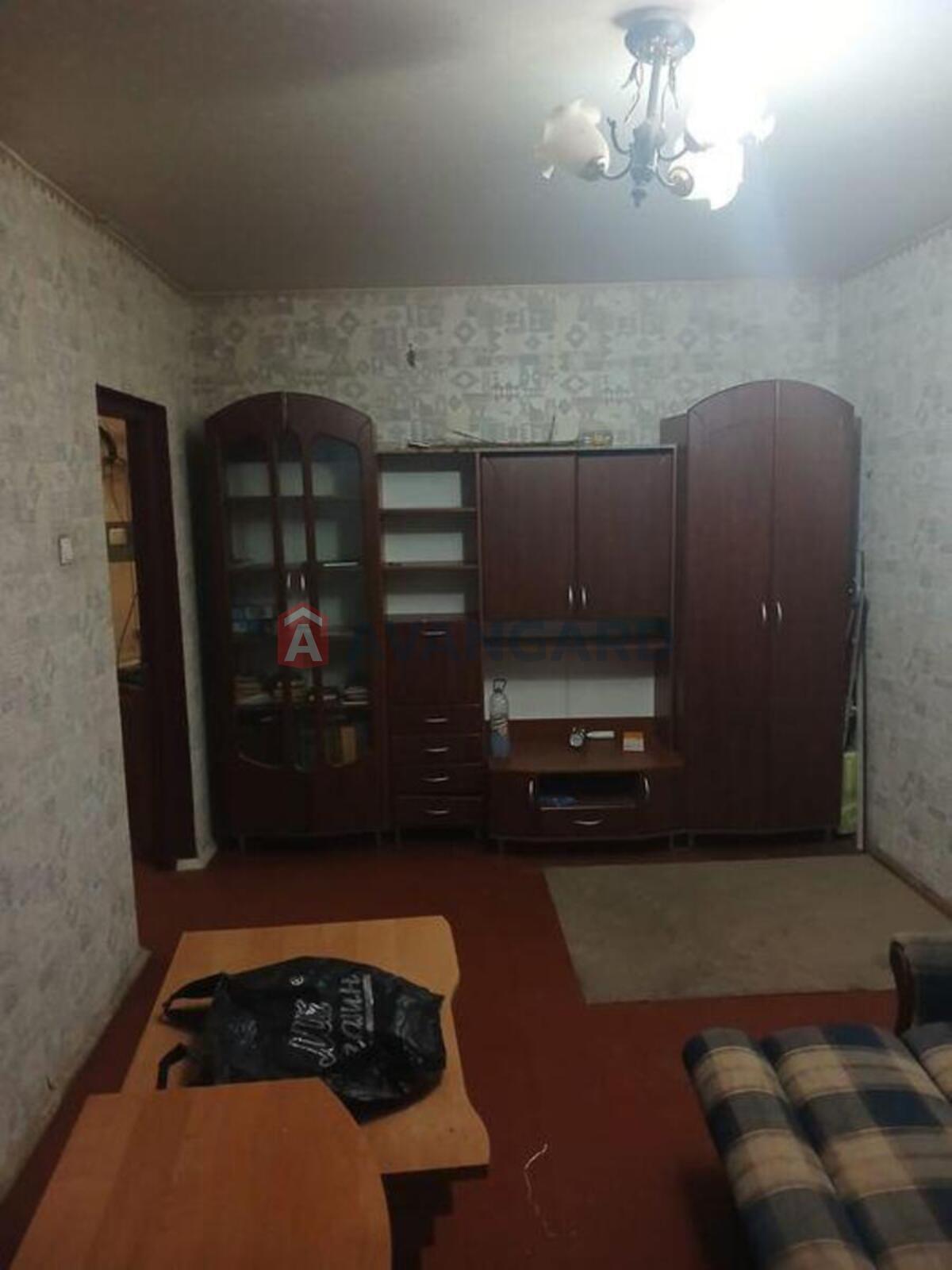 2 ��. ��������, 53/-/8 ��. �., 6/9 ������ ���� 1