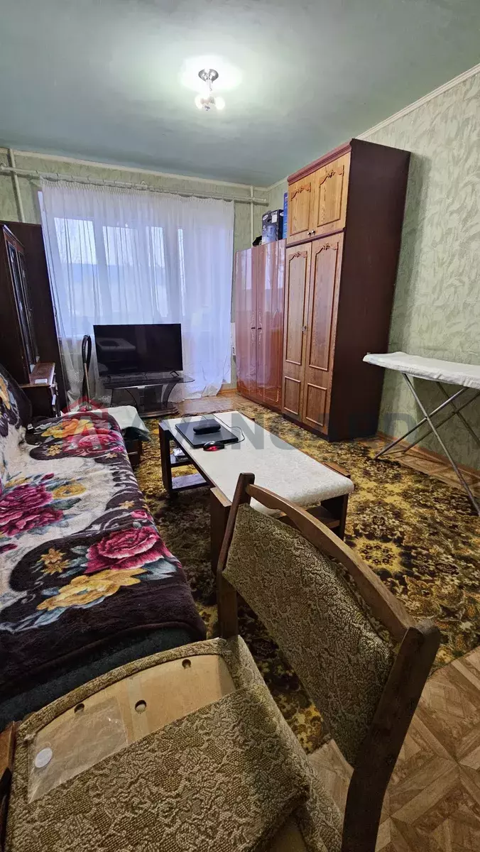 1 ��. ��������, 37/-/8 ��. �., 3/5 ������ ���� 15