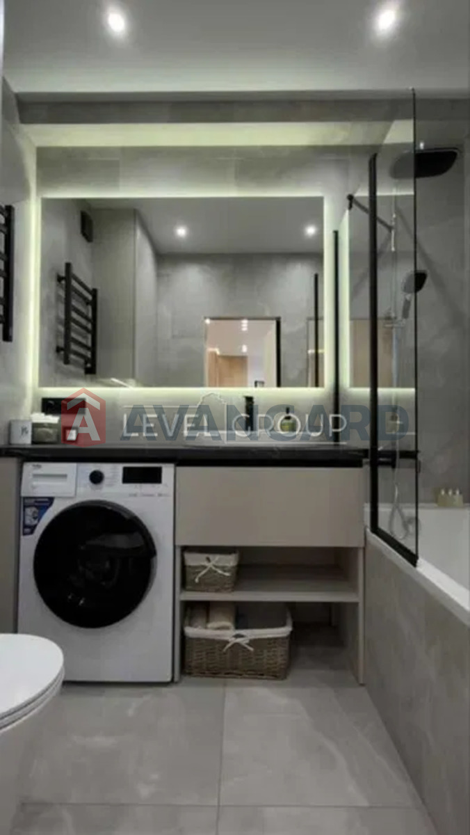 2 ��. ��������, 60/-/15 ��. �., 4/21 ������ ���� 12