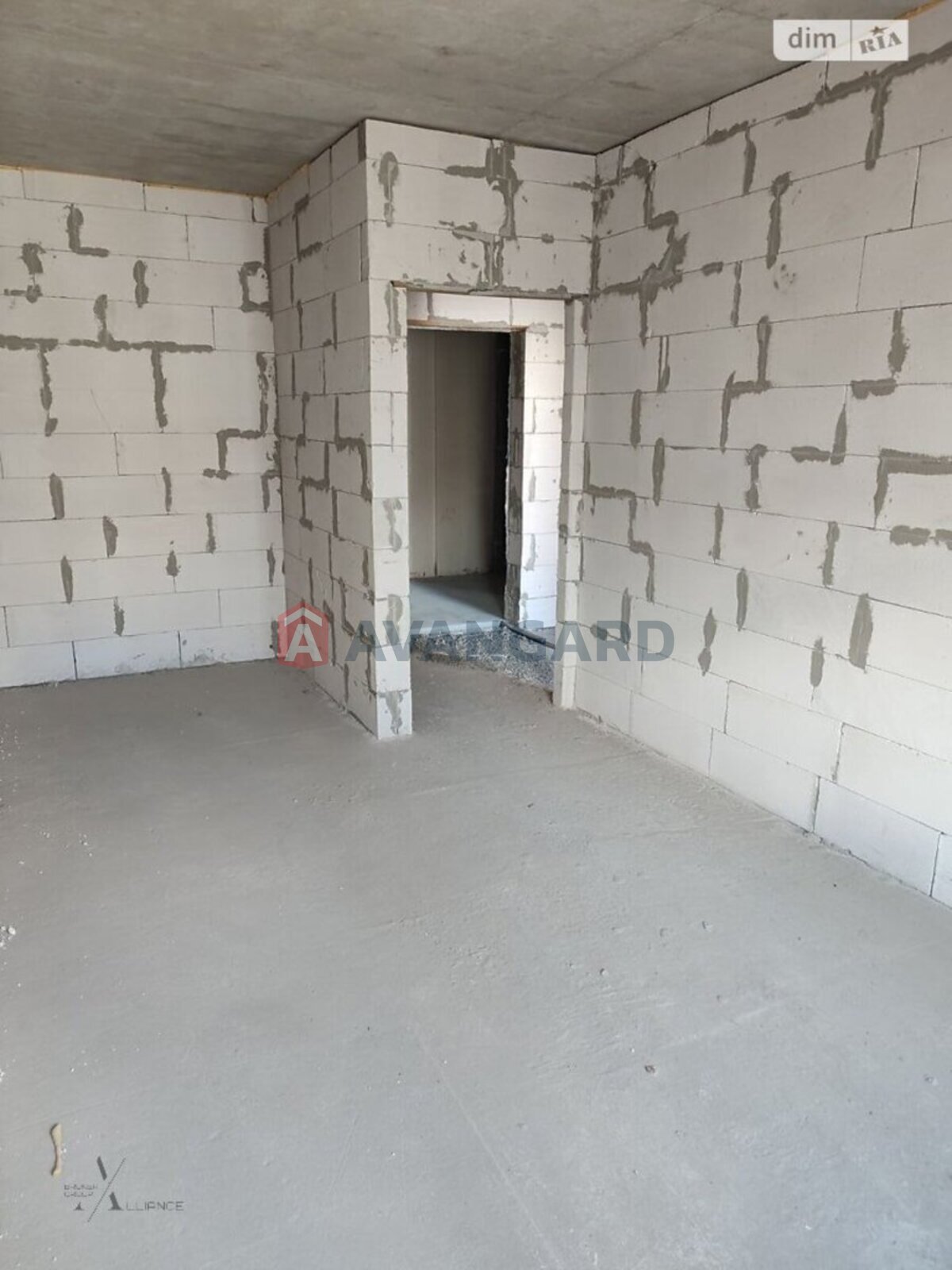 1 ��. ��������, 35/18/10 ��. �., 7/10 ������ ���� 14