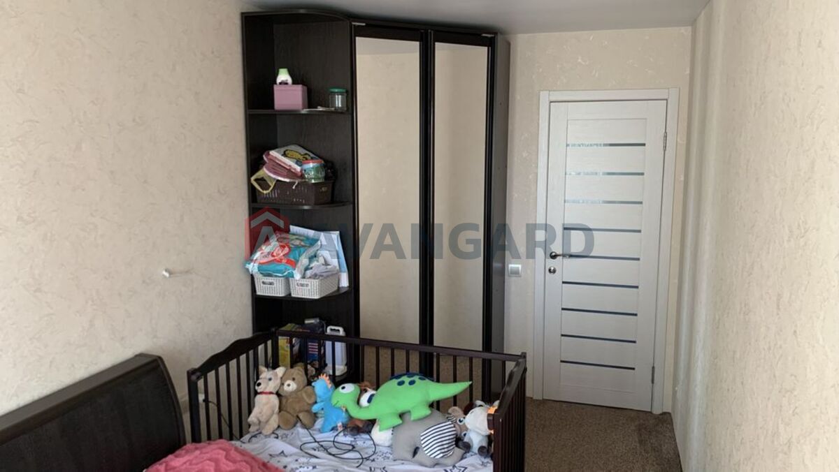 3 ��. ��������, 56/-/6 ��. �., 4/5 ������ ���� 10