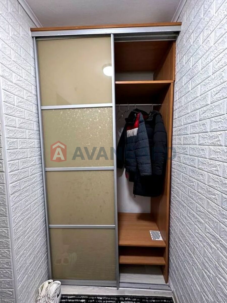 1 ��. ��������, 29/-/5 ��. �., 7/9 ������ ���� 9