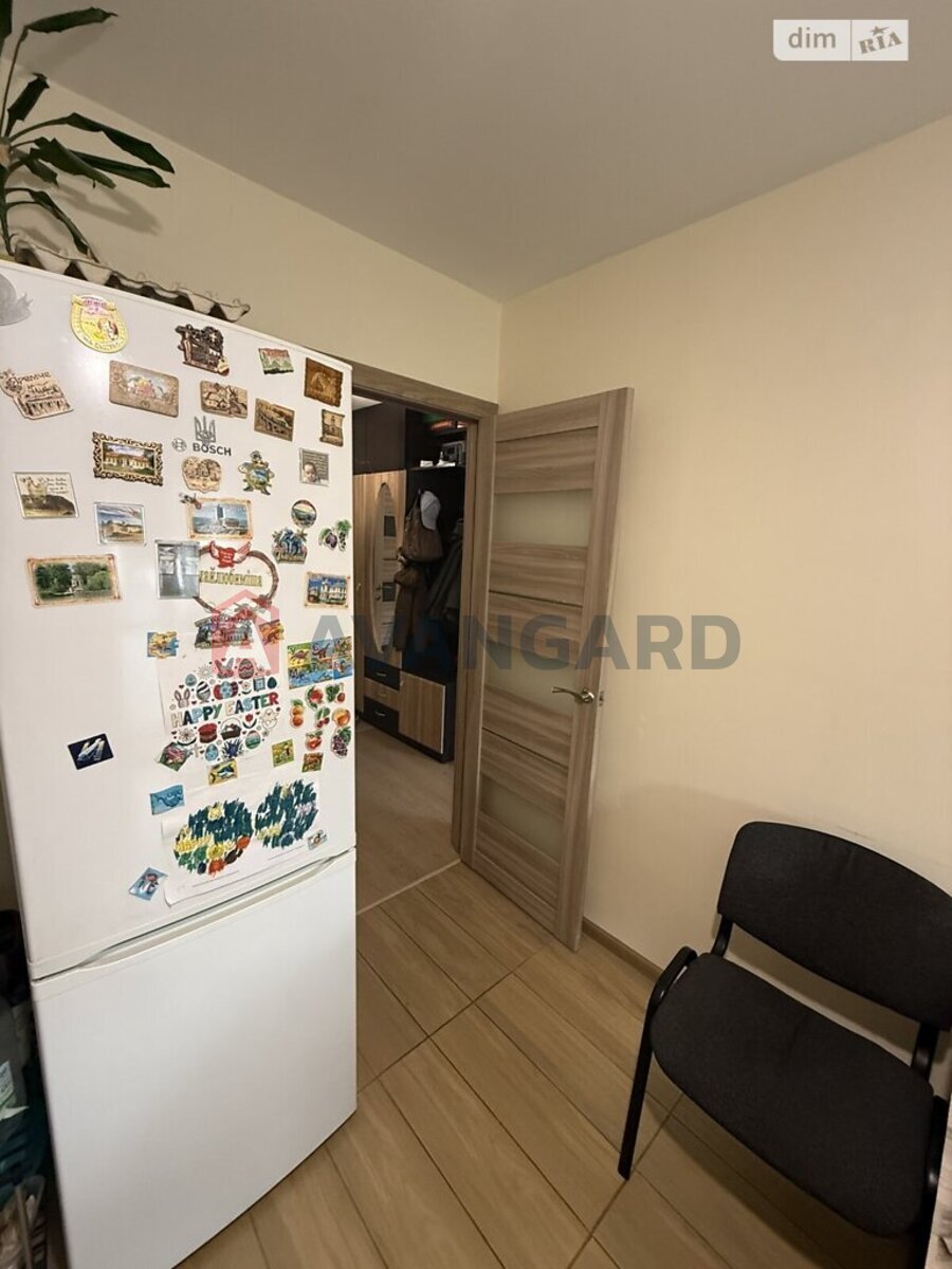 1 ����. ��������, 40/18/12 ��. �., 5/5 ���� ���� 2