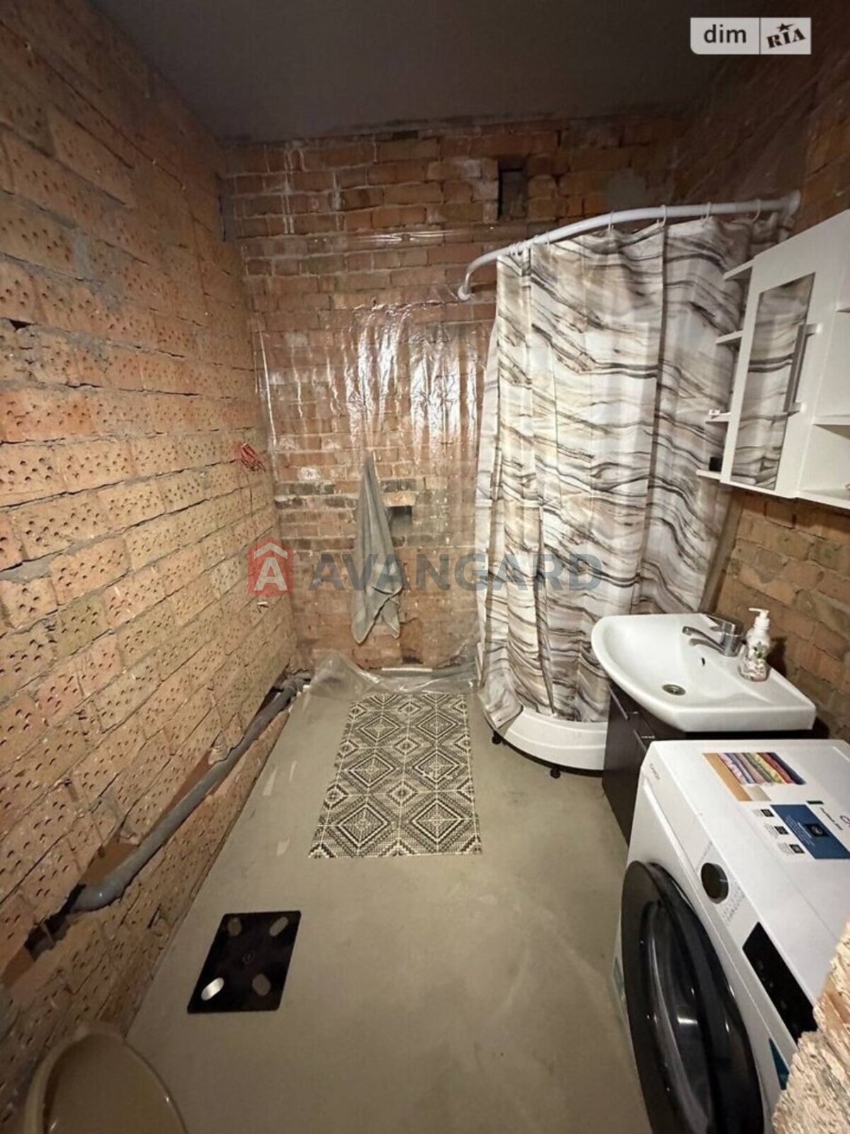 3 ����. ��������, 87/-/11 ��. �., 3/9 ���� ���� 8