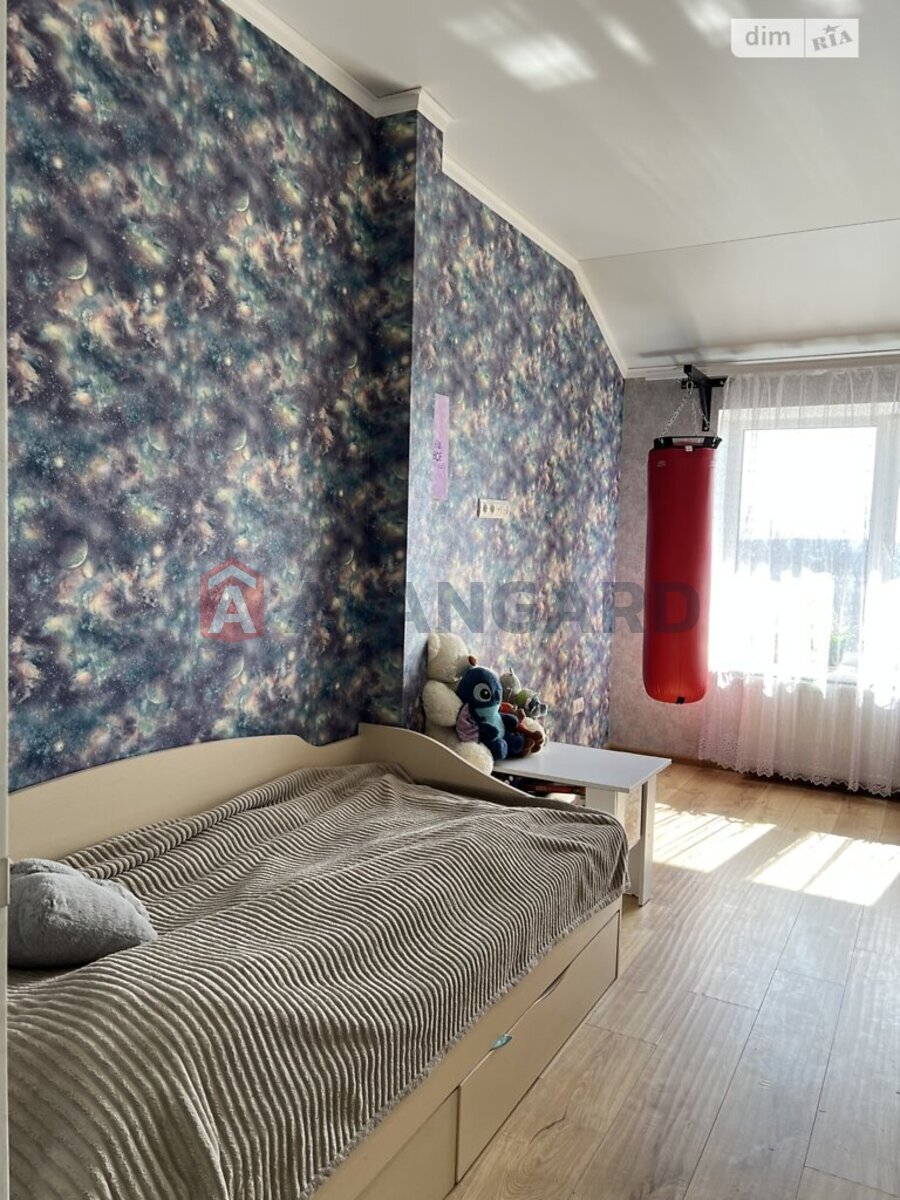 2 ��. ��������, 85/35/20 ��. �., 4/6 ������ ���� 25