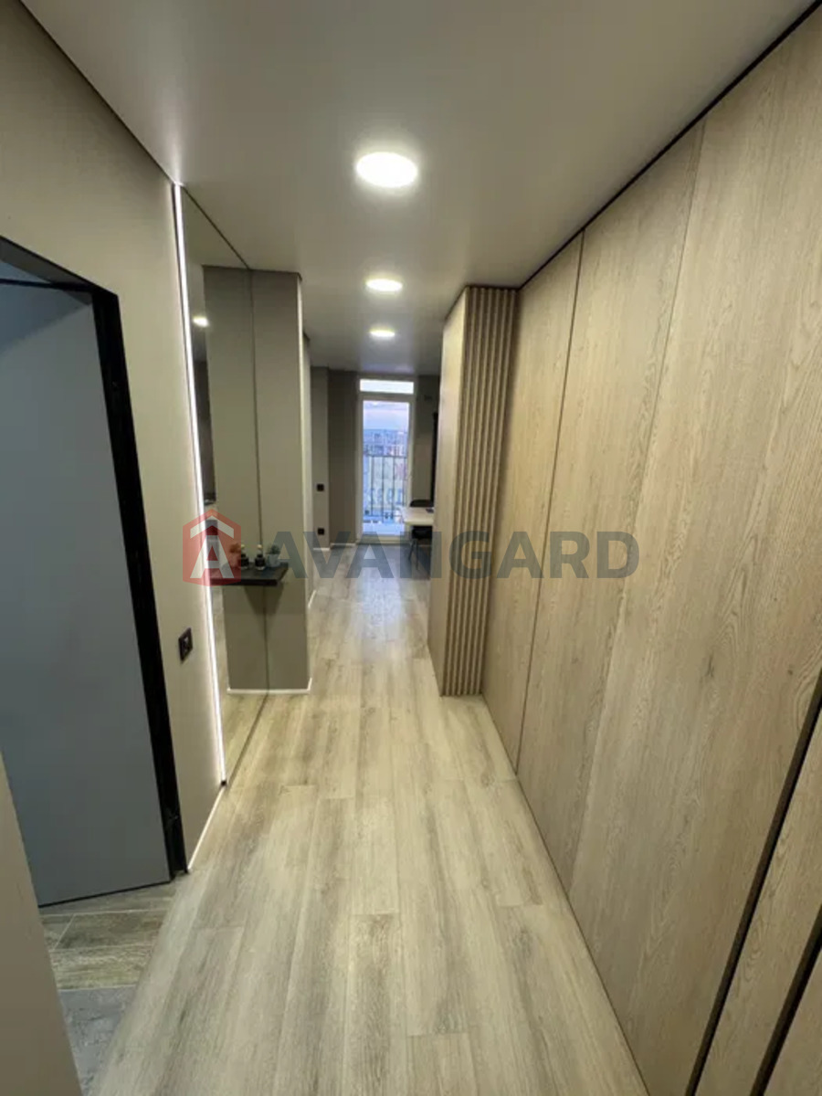 1 ��. ��������, 44/-/12 ��. �., 9/9 ������ ���� 11