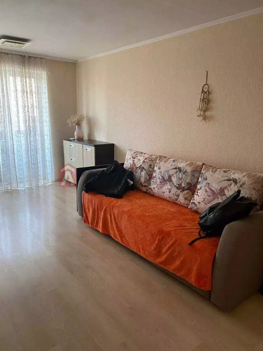 1 ����. ��������, 32/-/5 ��. �., 4/5 ���� ���� 6