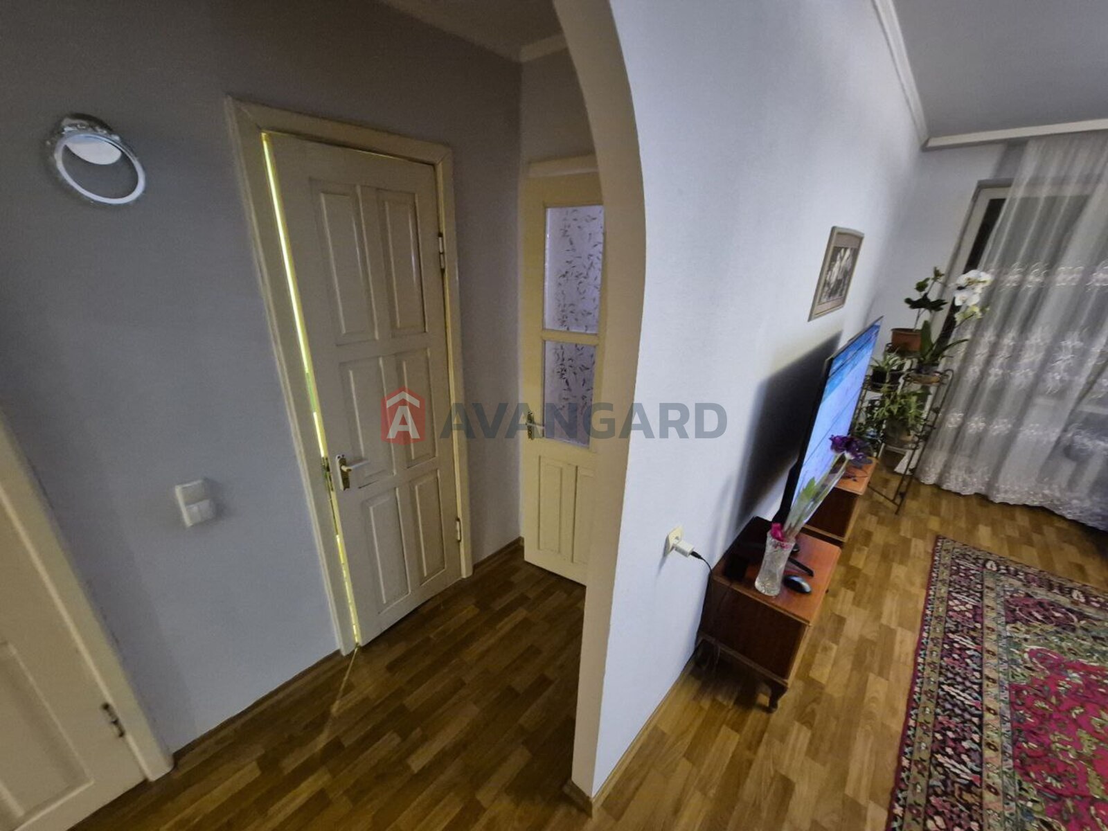 3 ��. ��������, 70/-/7 ��. �., 5/9 ������ ���� 2