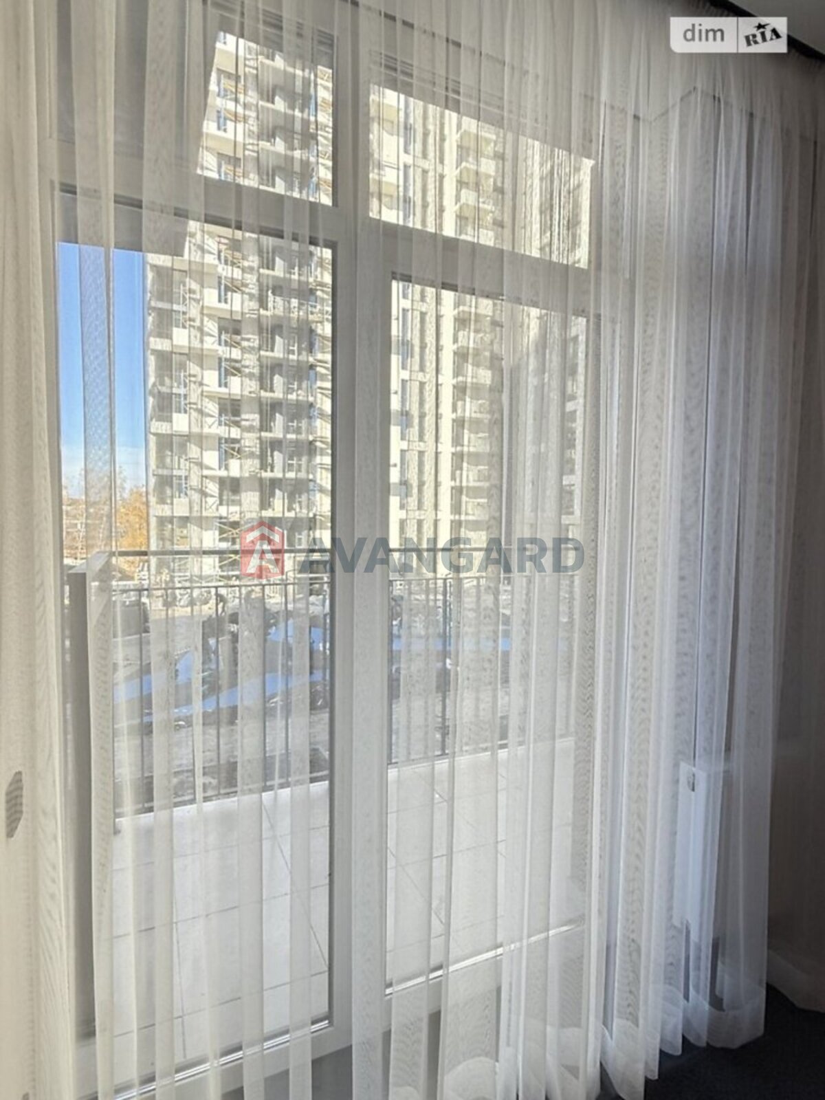 3 ��. ��������, 69/40/9 ��. �., 2/5 ������ ���� 1