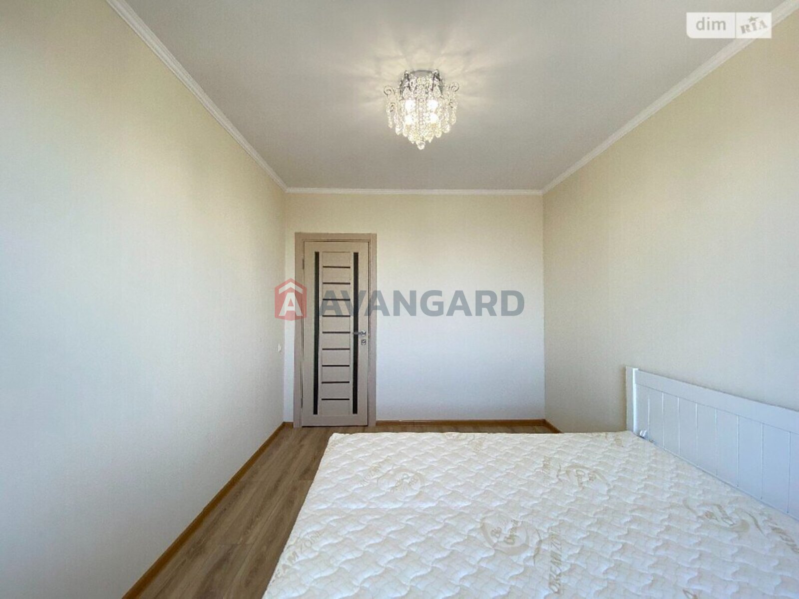 2 . , 72/-/23 . ., 8/12   10