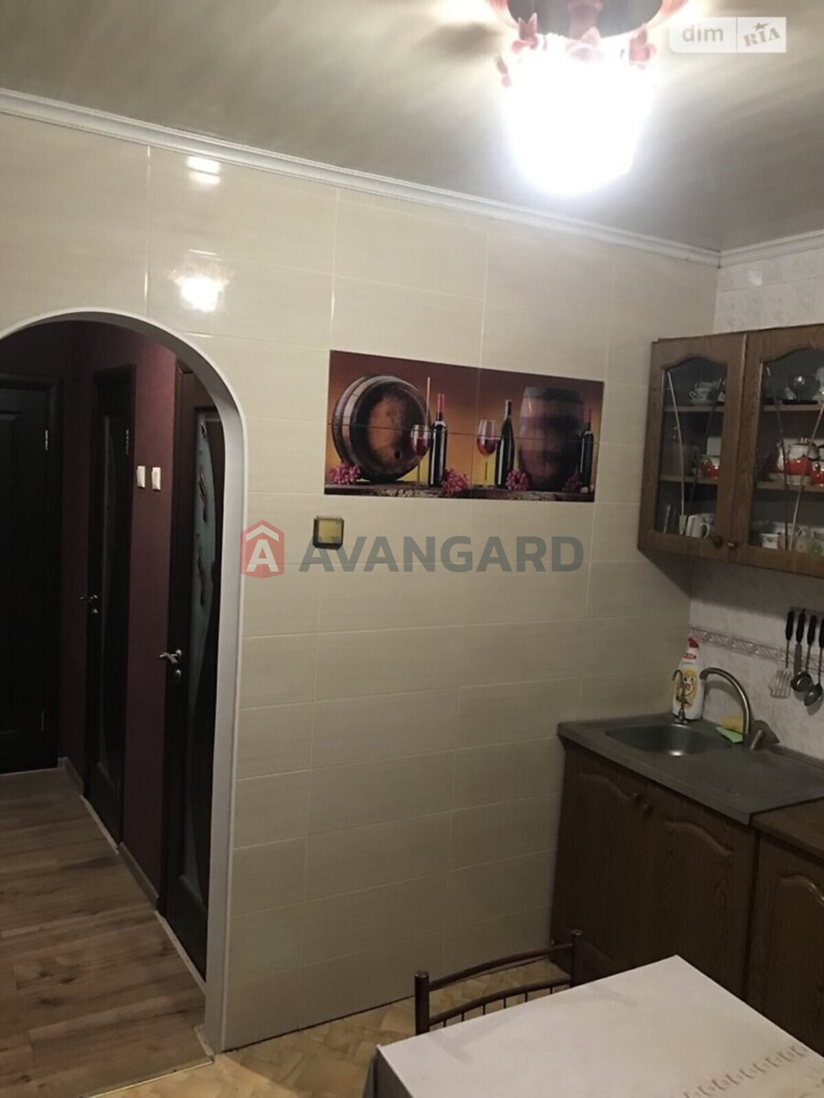 2 ��. ��������, 52/32/8 ��. �., 4/5 ������ ���� 6