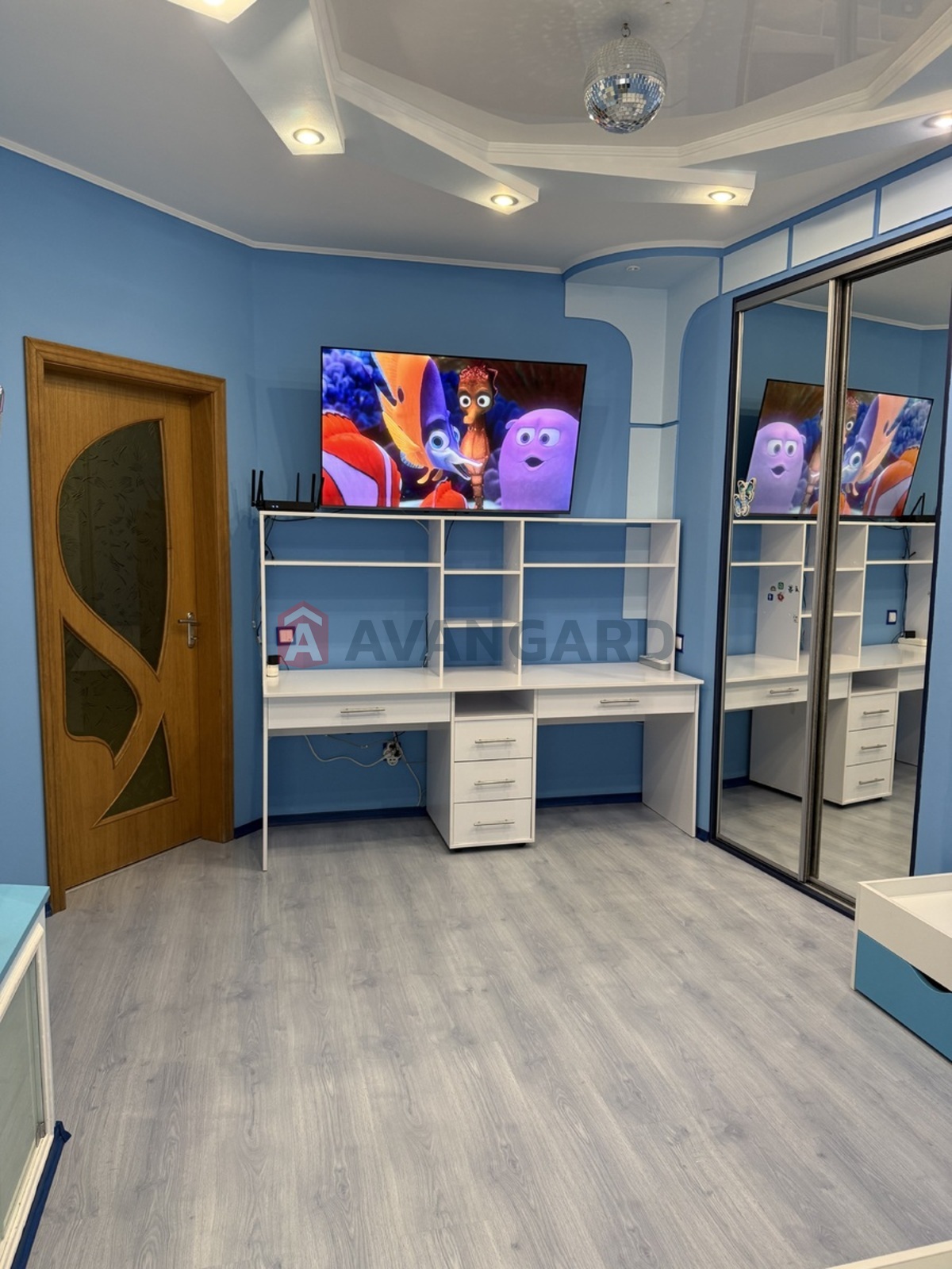 2 ��. ��������, 72/40/12 ��. �., 2/19 ������ ���� 5