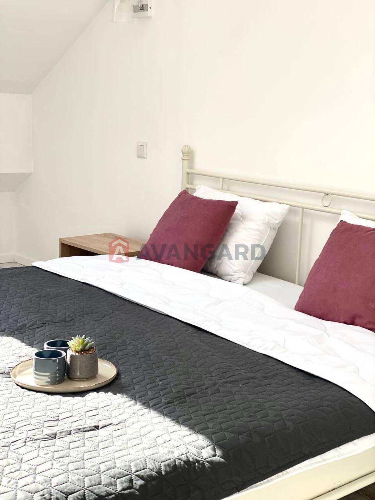 2 . , 76/-/12 . ., 6/6   9