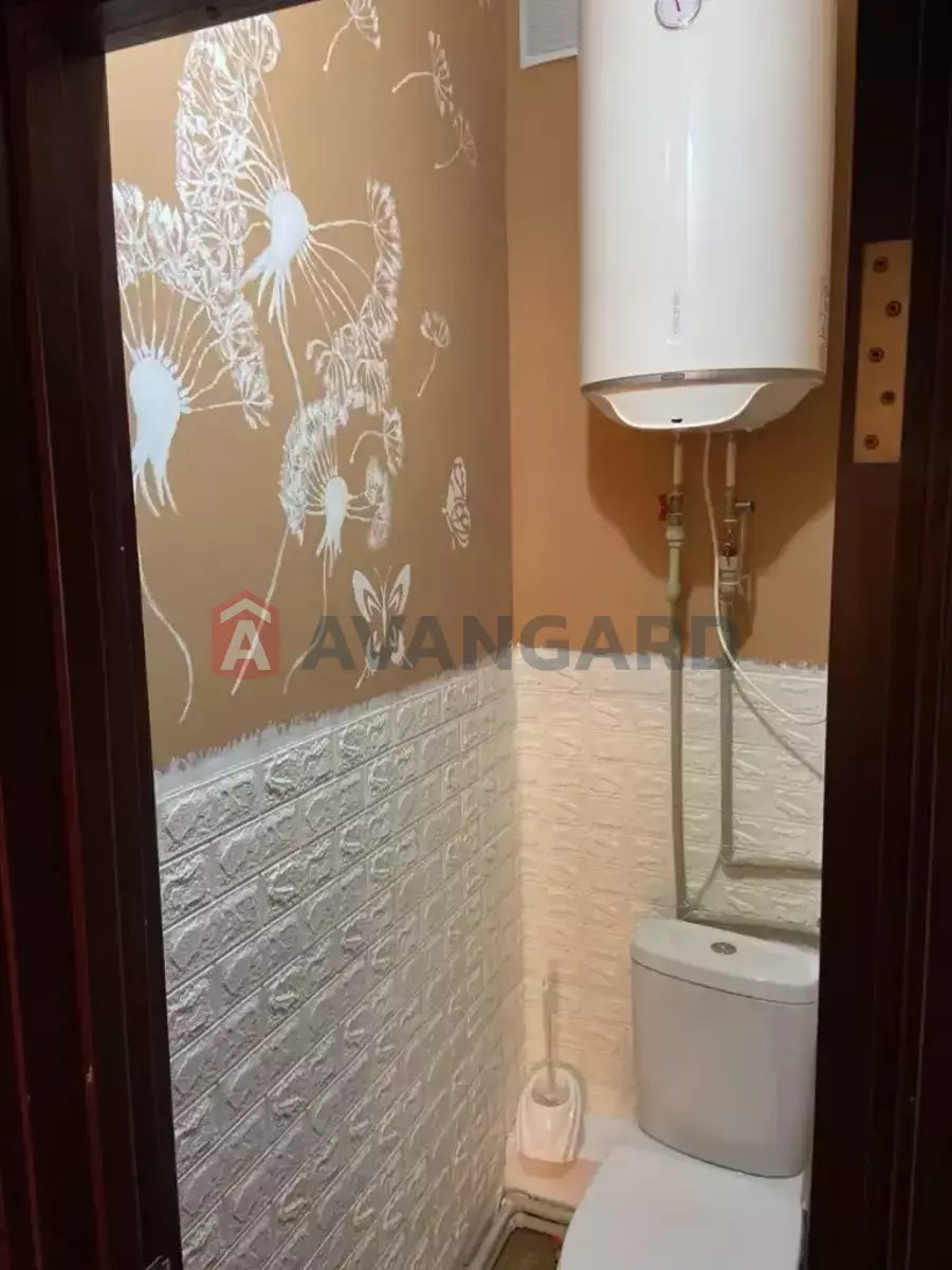 2 ��. ��������, 75/46/14 ��. �., 4/4 ������ ���� 9