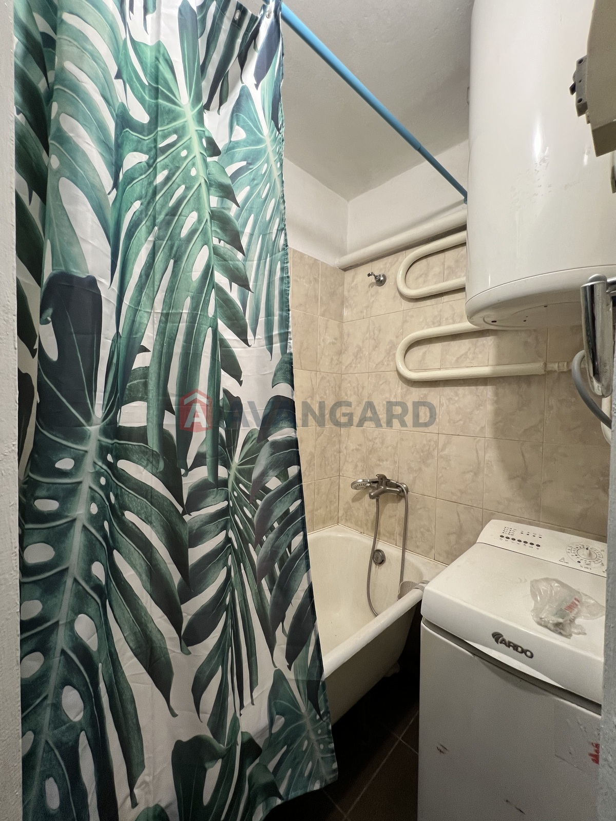 4 ��. ��������, 63/43/8 ��. �., 1/5 ������ ���� 3