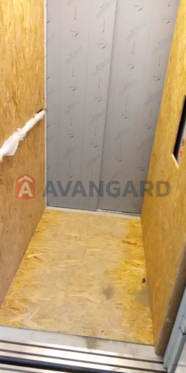 1 ��. ��������, 41/-/10 ��. �., 4/5 ������ ���� 5