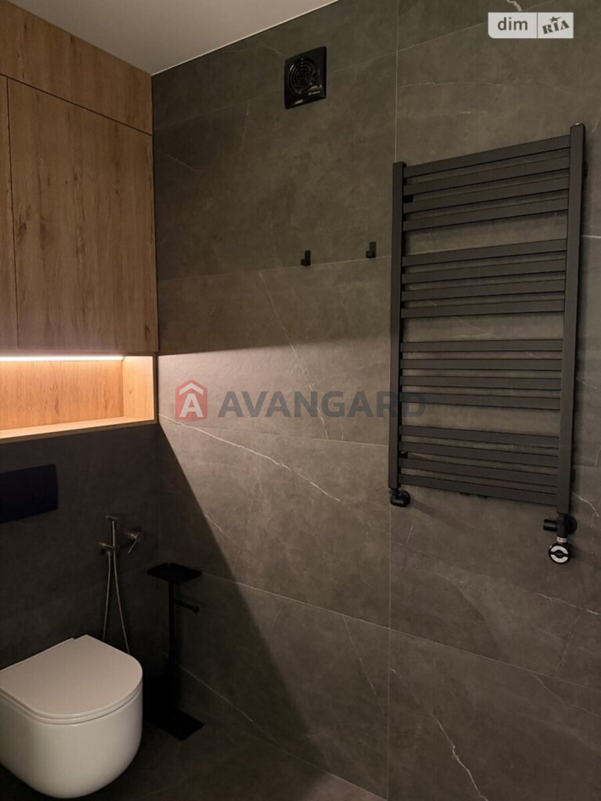 1 ��. ��������, 53/53/6 ��. �., 3/10 ������ ���� 17