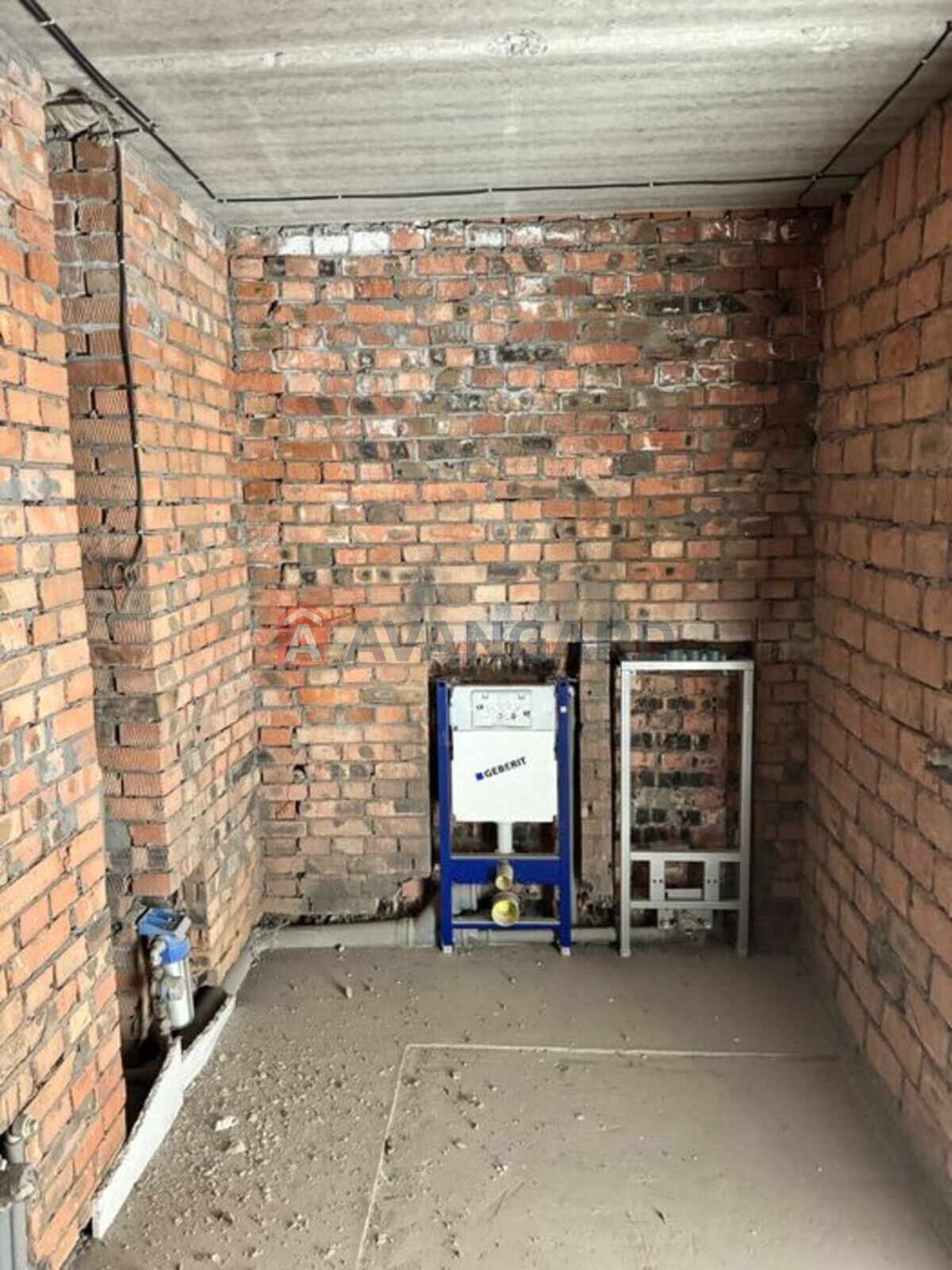 3 ����. ��������, 124/-/30 ��. �., 10/13 ���� ���� 22