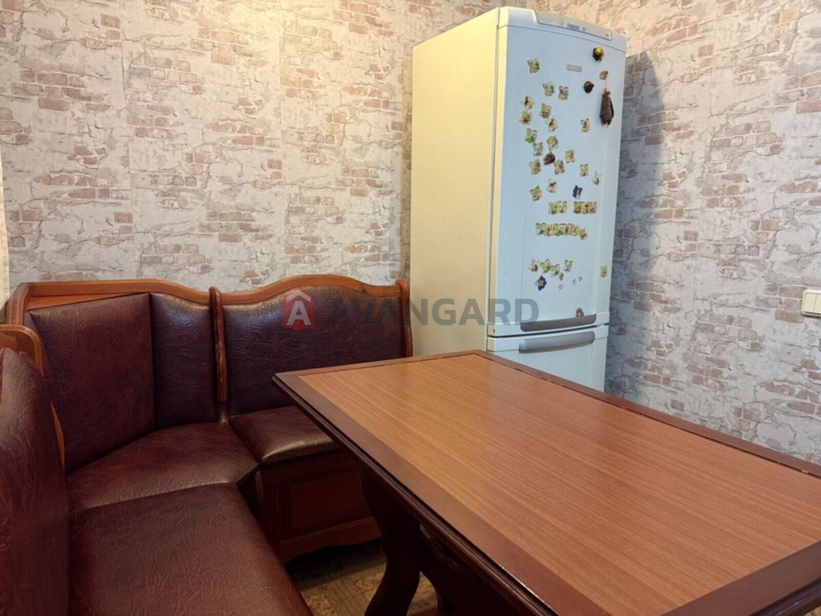 2 ��. ��������, 50/-/8 ��. �., 8/9 ������ ���� 6