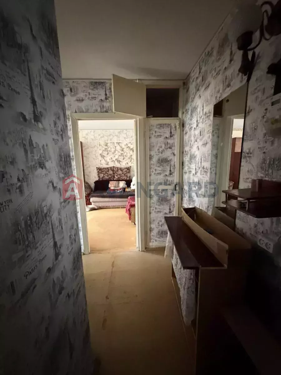 1 ��. ��������, 30/-/6 ��. �., 4/5 ������ ���� 5