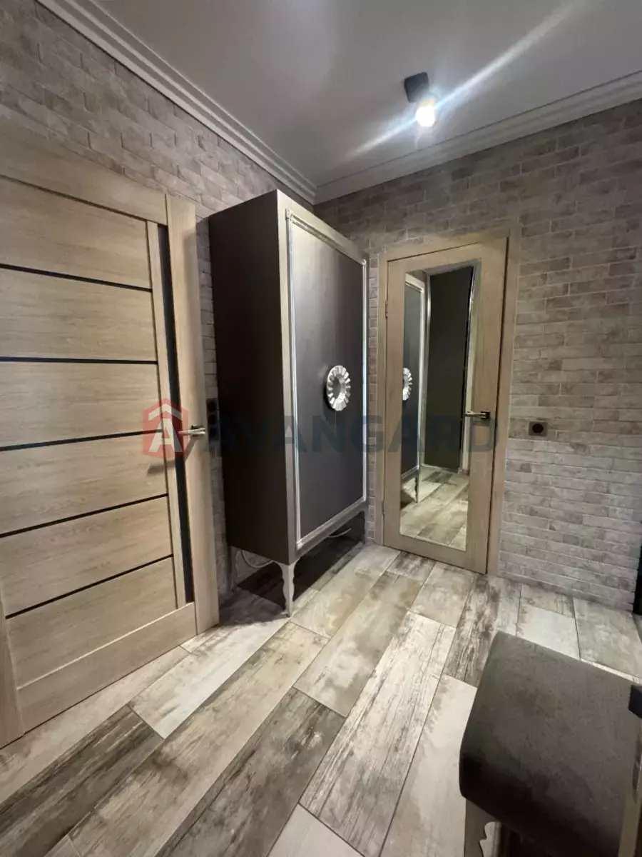 1 ��. ��������, 48/-/- ��. �., 2/10 ������ ���� 6