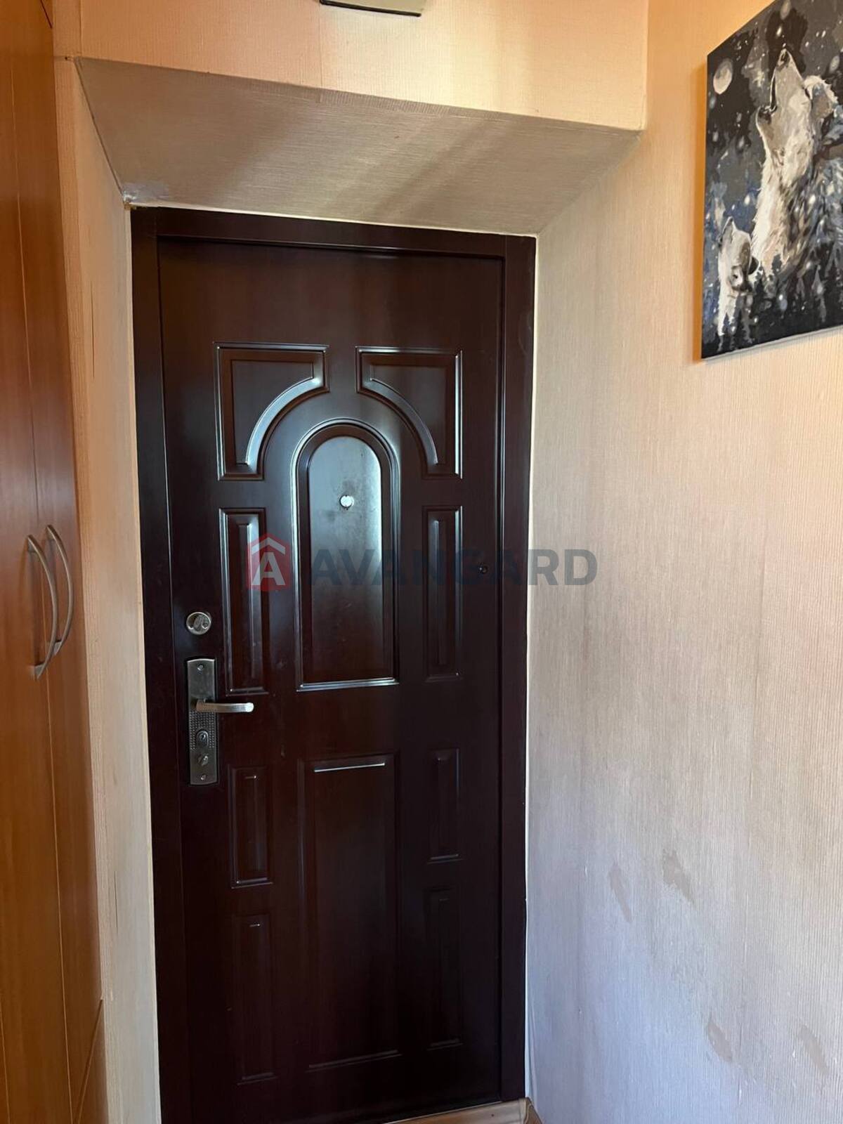 2 ����. ��������, 34.2/22.8/5.1 ��. �., 6/9 ���� ���� 8