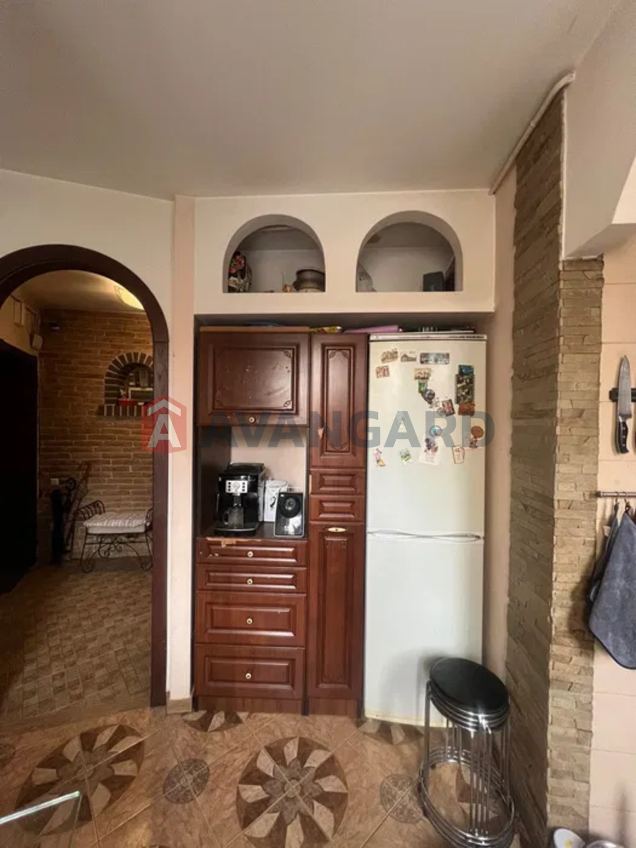 1 ����. ��������, 60/-/9 ��. �., 2/4 ���� ���� 4