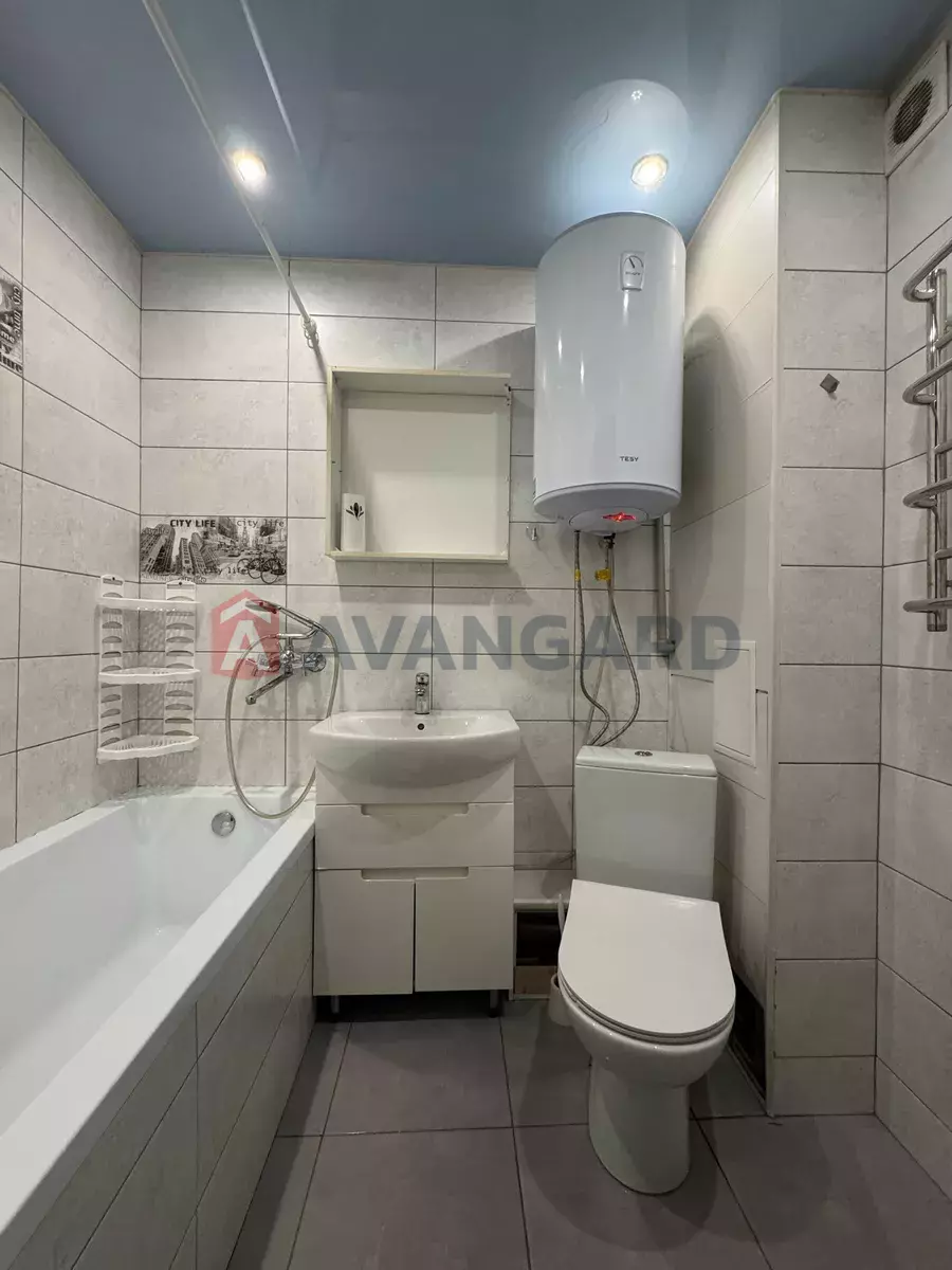 2 ��. ��������, 45/-/7 ��. �., 3/10 ������ ���� 13