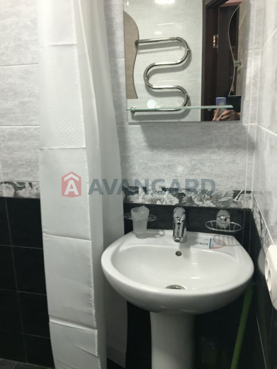 2 ����. ��������, 45/-/7 ��. �., 4/5 ���� ���� 7