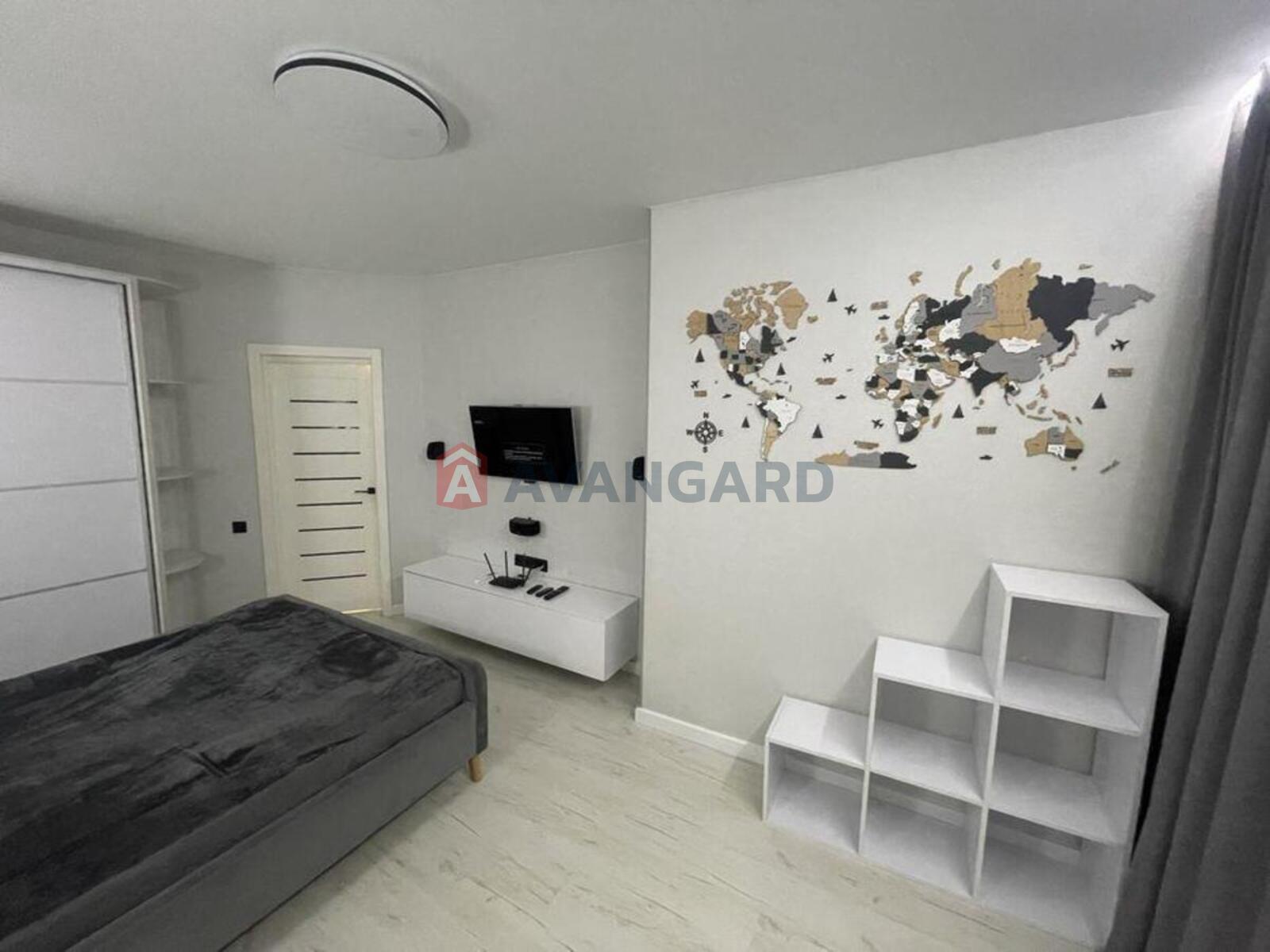 1 ����. ��������, 41/-/14 ��. �., 3/10 ���� ���� 18