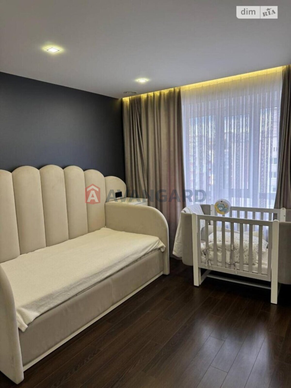 2 ��. ��������, 209/39/- ��. �., 9/10 ������ ���� 20